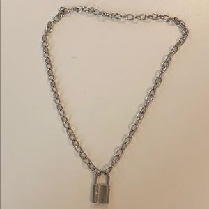 Brandy melville lock chain
